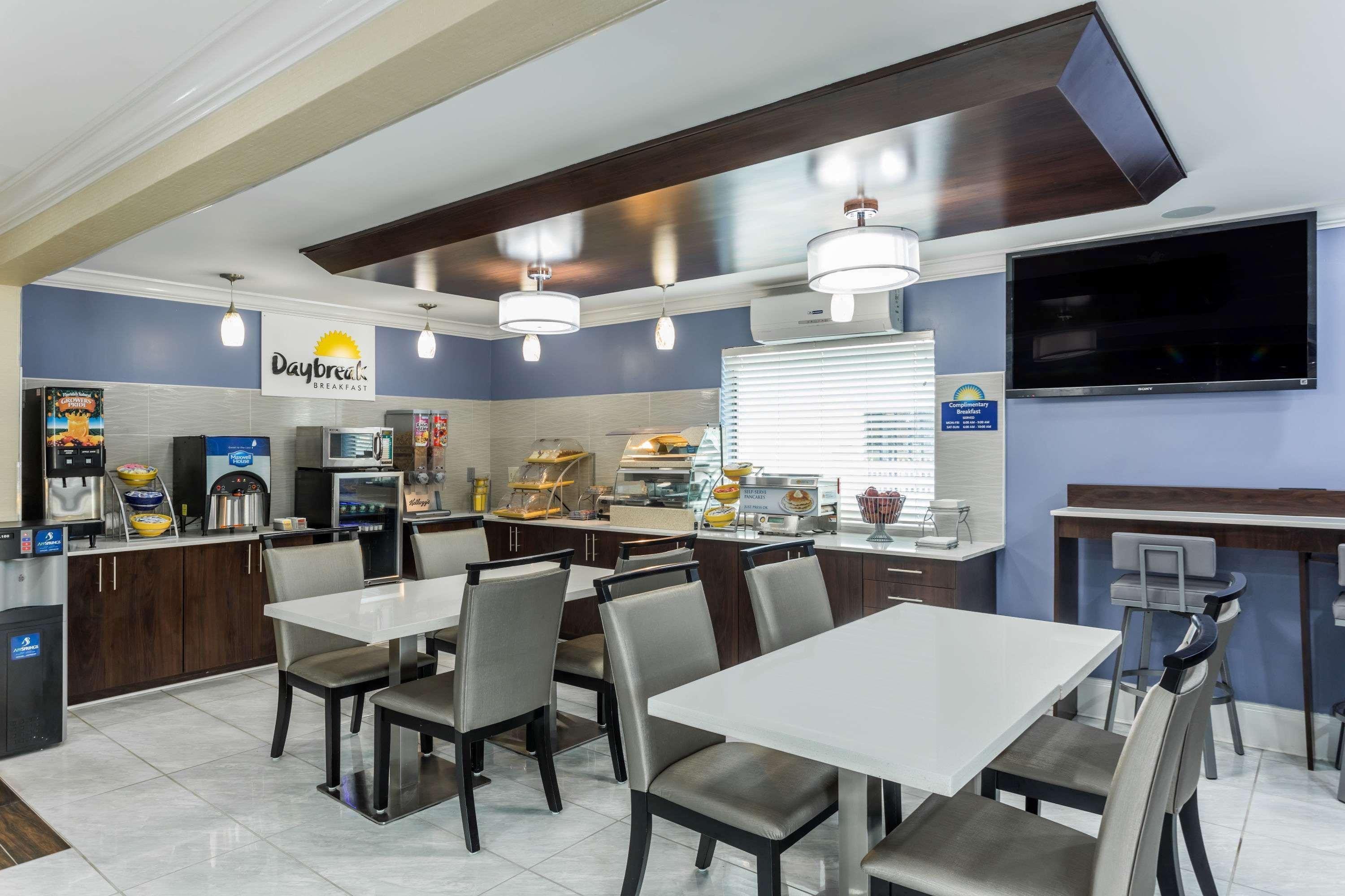 Days Inn By Wyndham Goose Creek North Charleston Exteriér fotografie